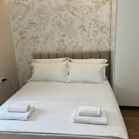 Ness Apartamento Tirana